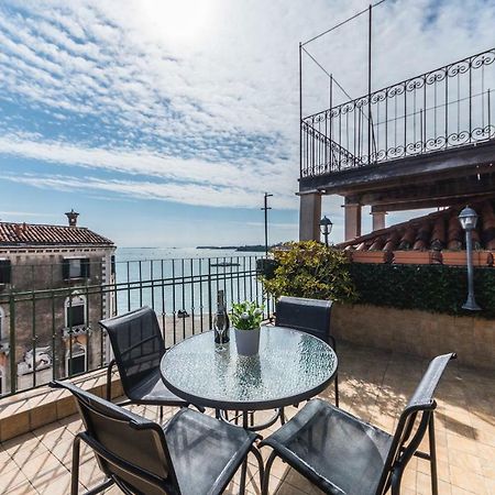 Ca' Delfina Holiday Home Venise Extérieur photo