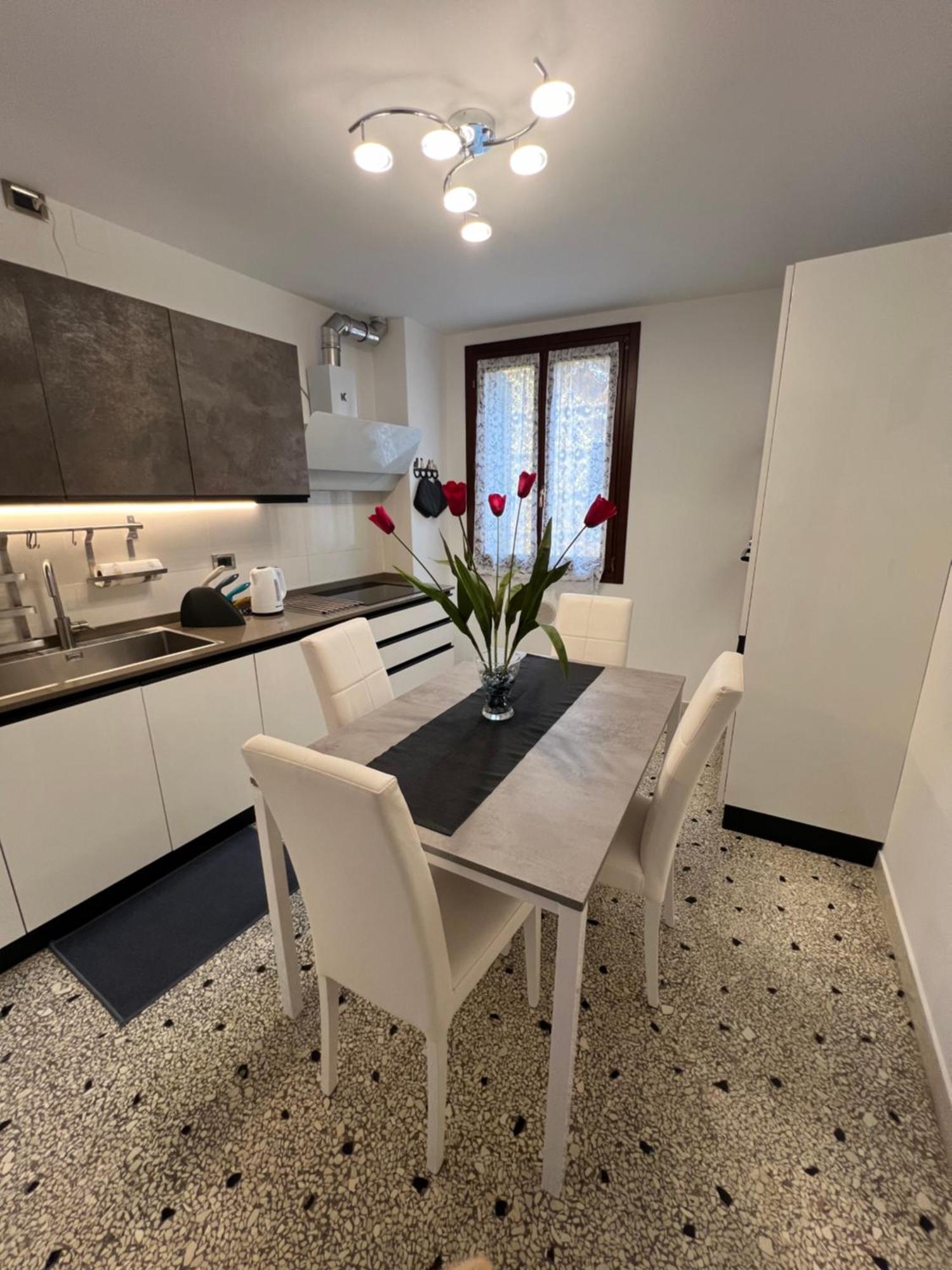 Ca' Delfina Holiday Home Venise Extérieur photo